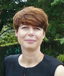 Isabelle Mellah, portrait de face.